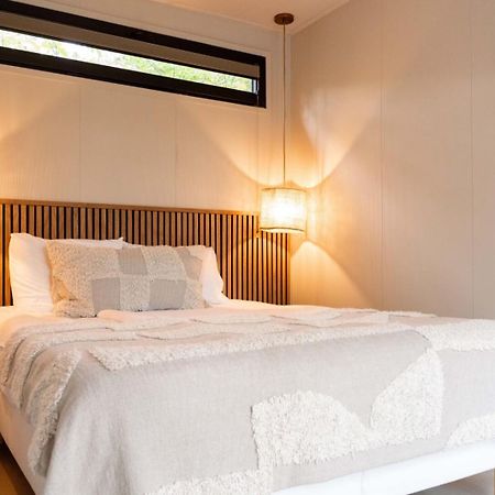 Luxe Tiny House Stec Midden Op De Veluwe In Nunspeet Villa Exteriör bild