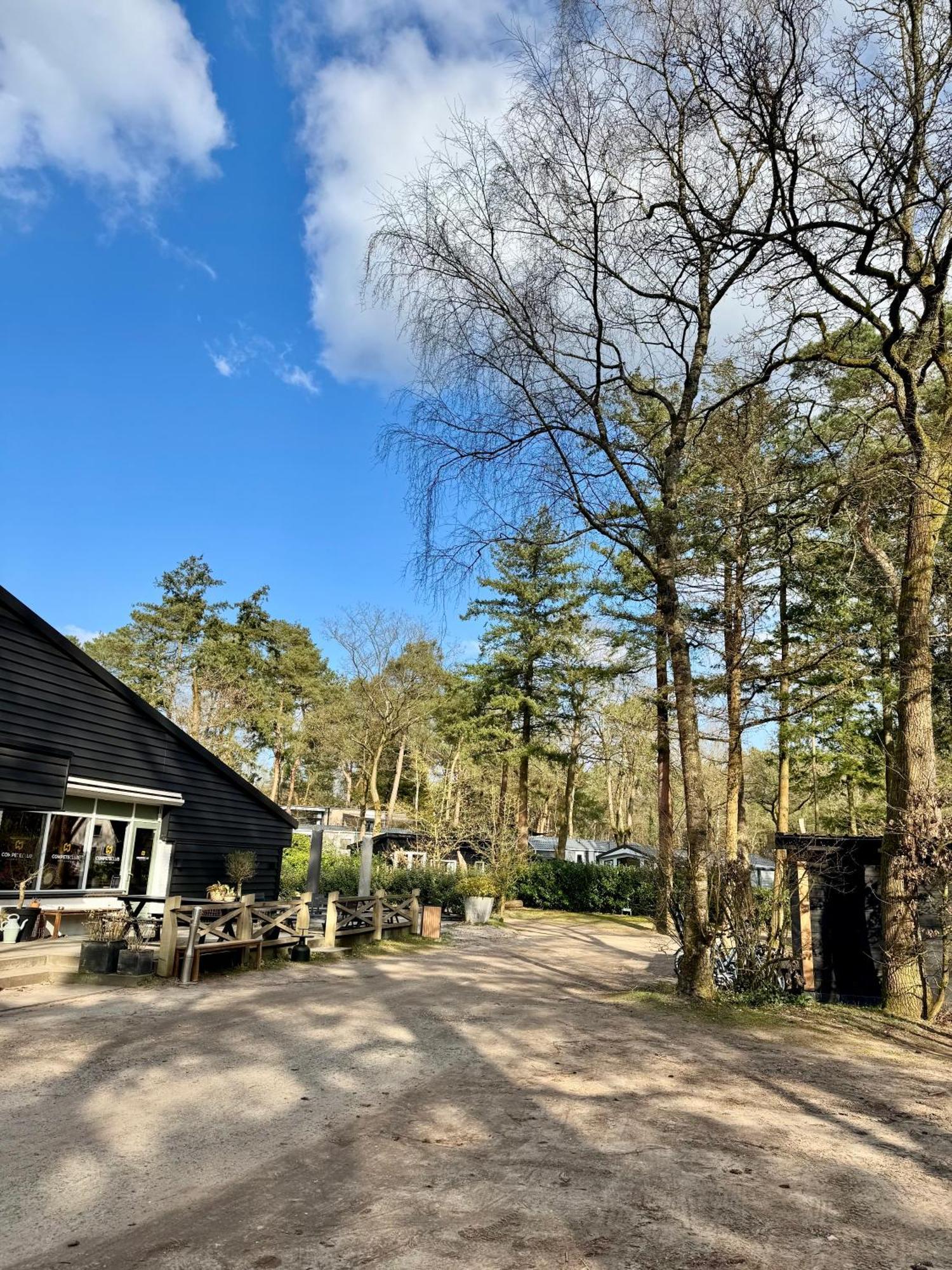 Luxe Tiny House Stec Midden Op De Veluwe In Nunspeet Villa Exteriör bild